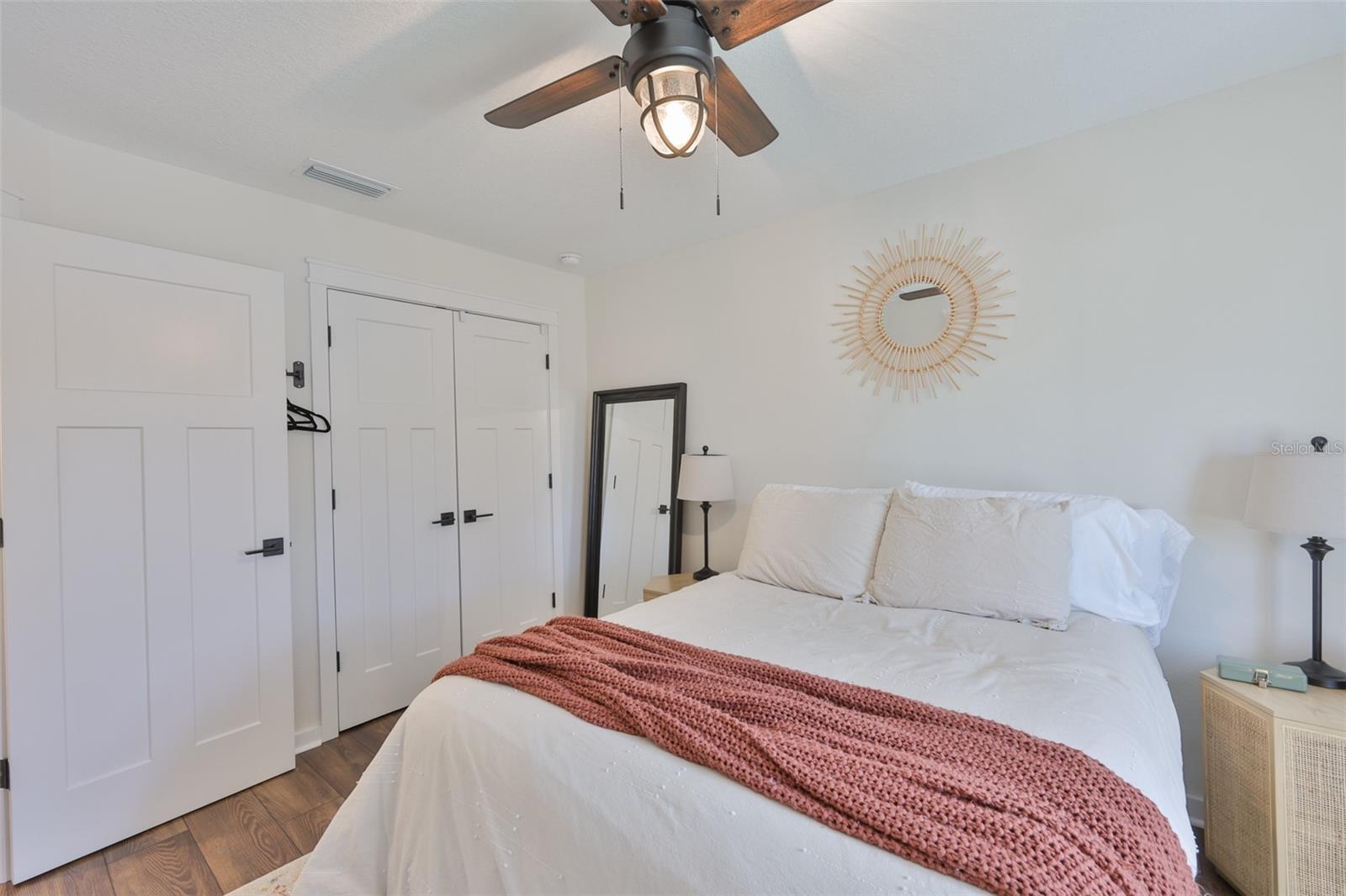 Image 23 of 49 For 1806 Caracas Street