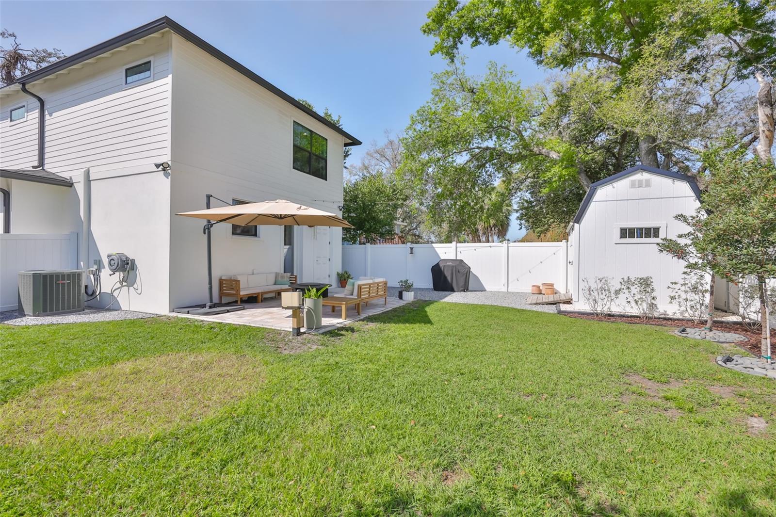 Image 38 of 49 For 1806 Caracas Street