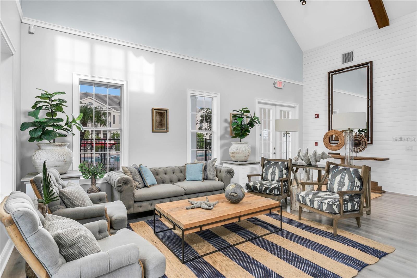 Image 33 of 38 For 440 Gilman Place N