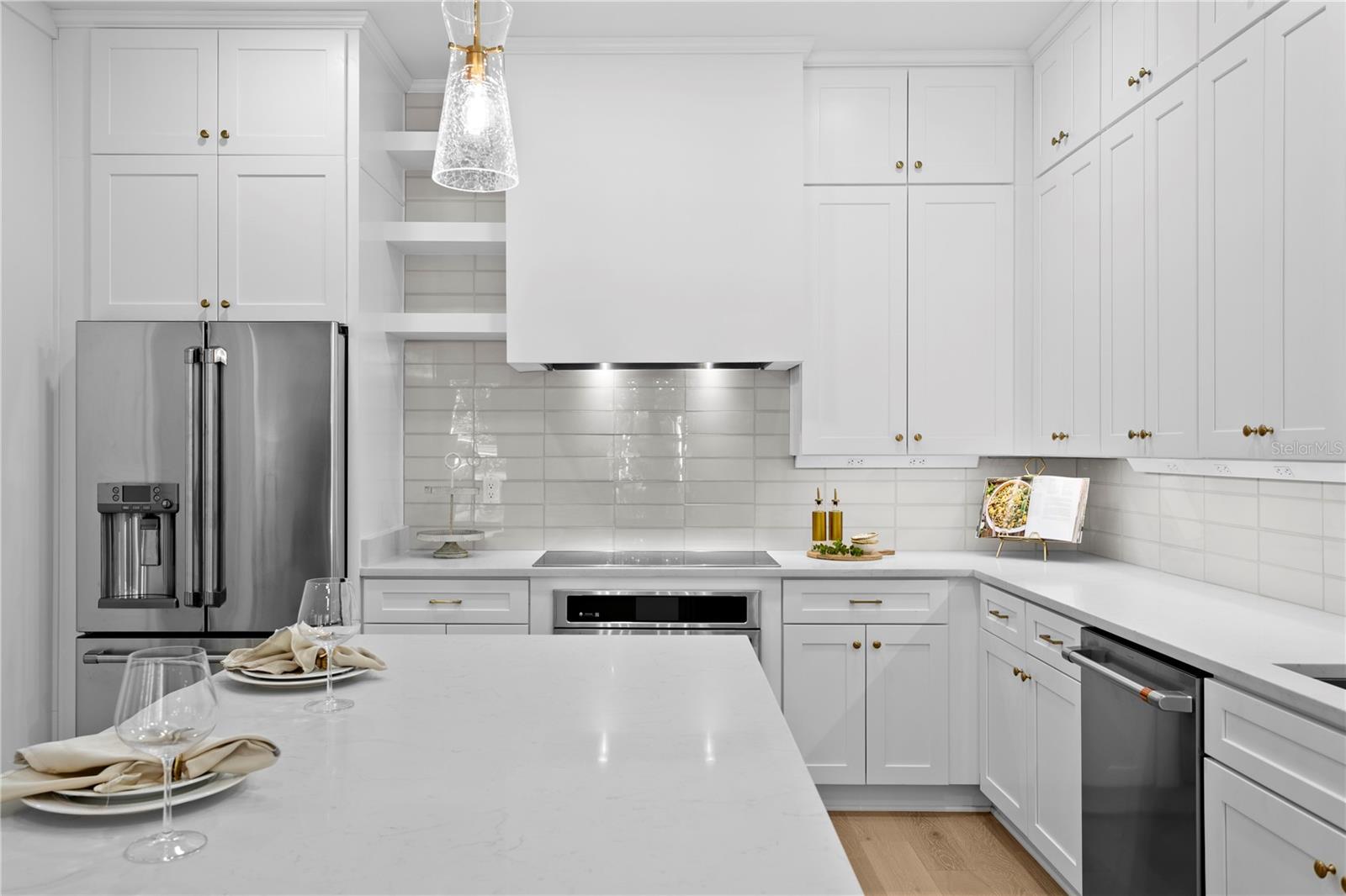 Image 5 of 38 For 440 Gilman Place N