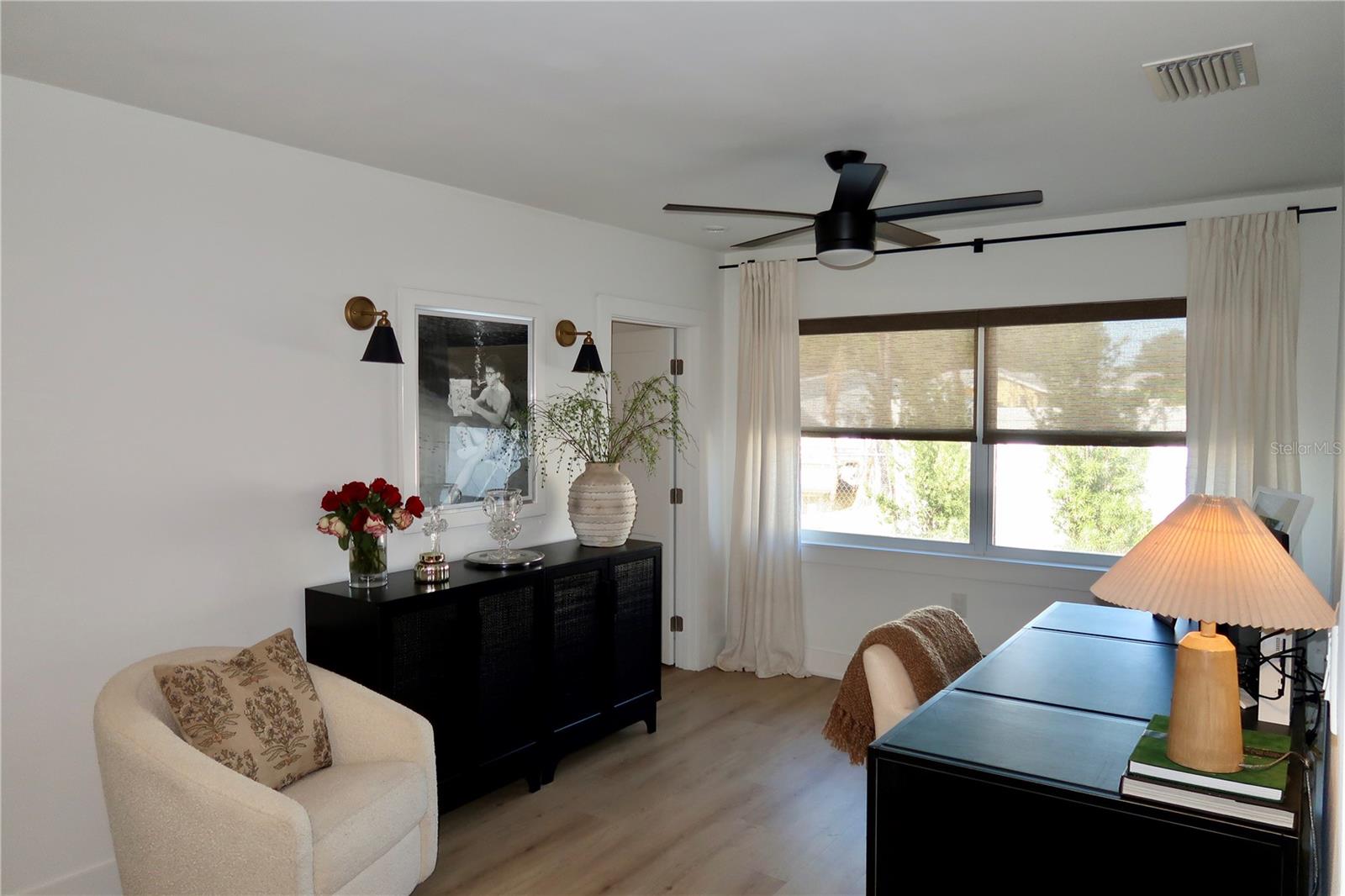 Image 17 of 31 For 9484 Treasure Lane Ne