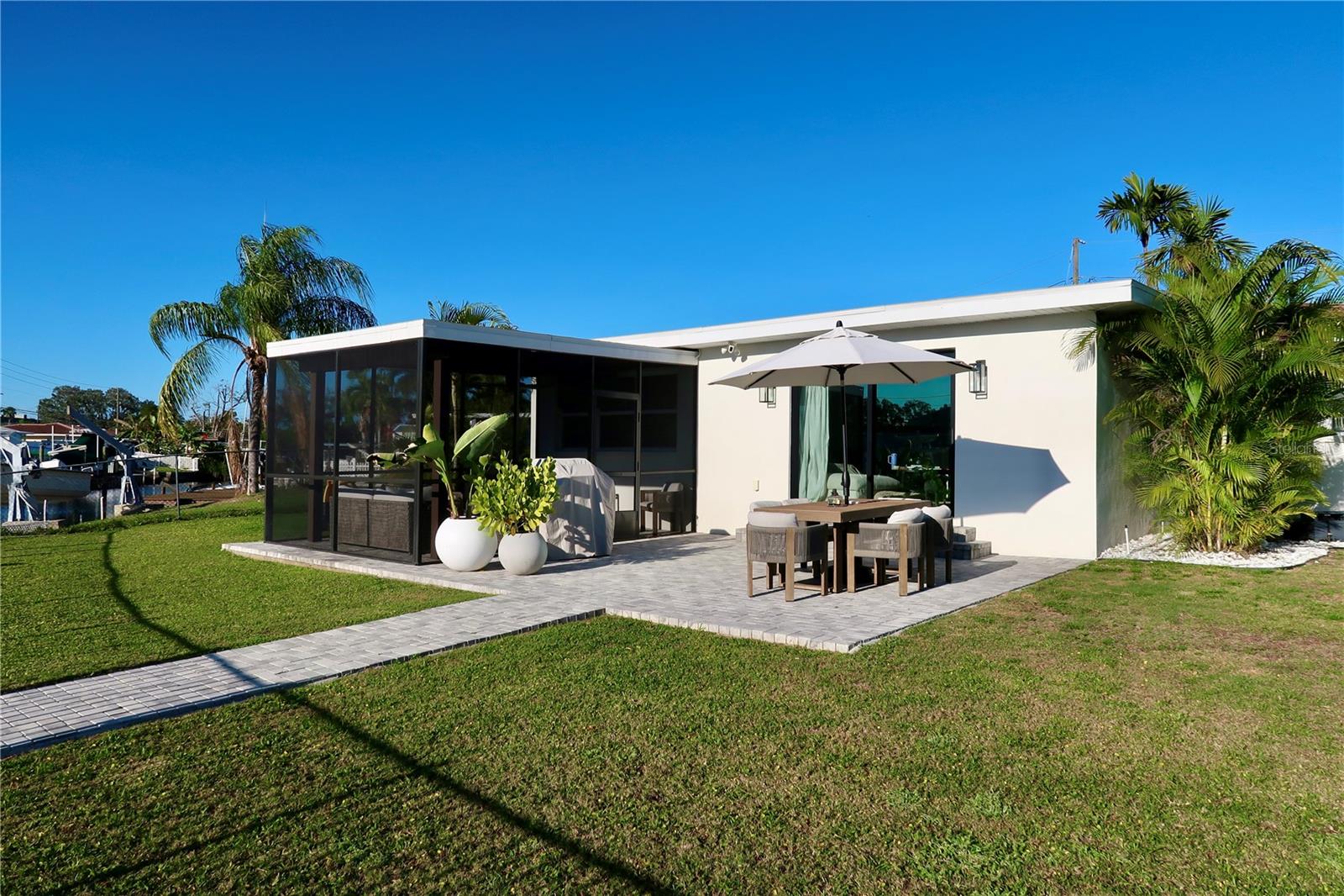 Image 2 of 31 For 9484 Treasure Lane Ne