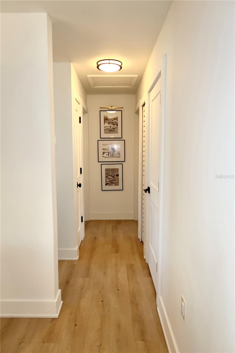 Image 28 of 31 For 9484 Treasure Lane Ne