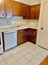 Image 8 of 18 For 10365 Paradise Boulevard 10