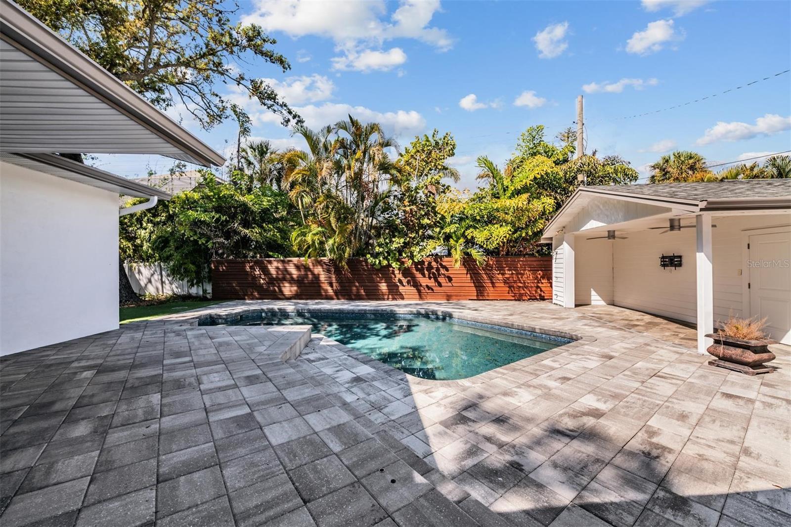 Image 25 of 41 For 5003 Neptune Way