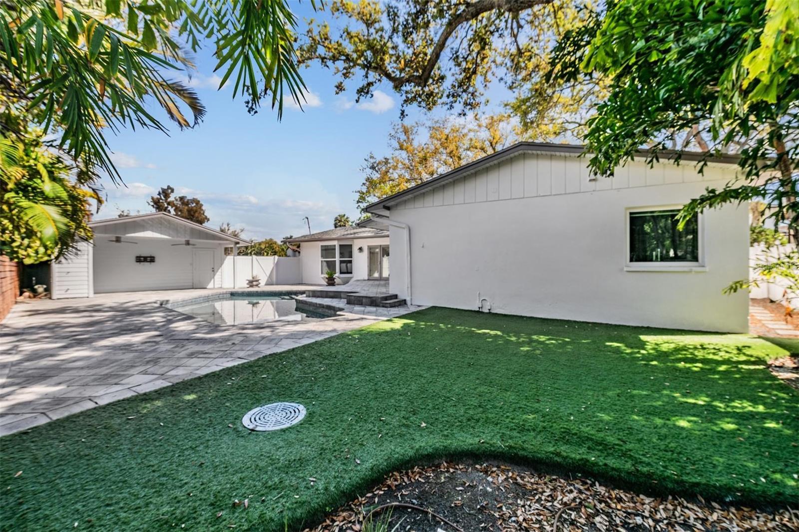 Image 28 of 41 For 5003 Neptune Way