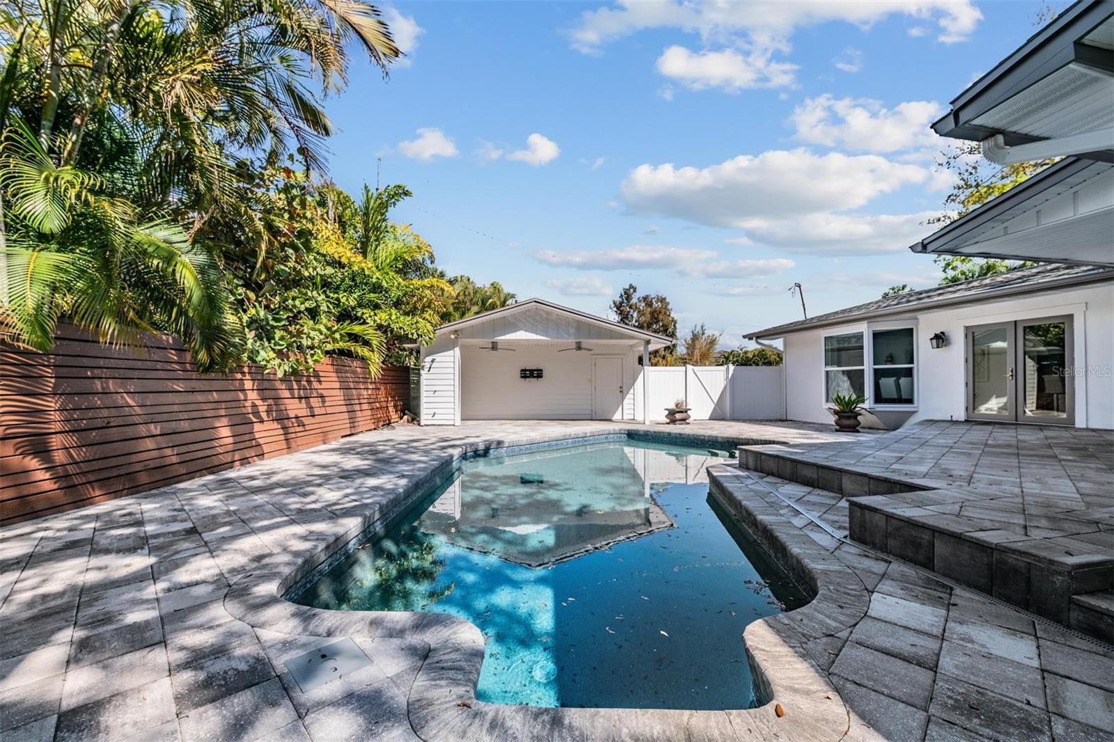 Image 29 of 41 For 5003 Neptune Way