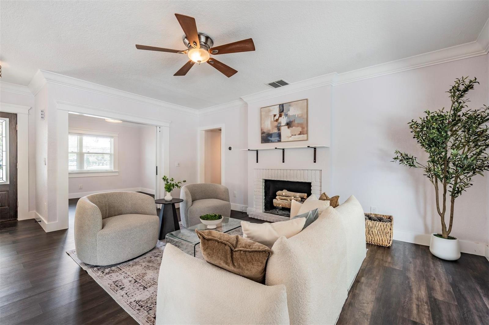 Image 3 of 41 For 5003 Neptune Way