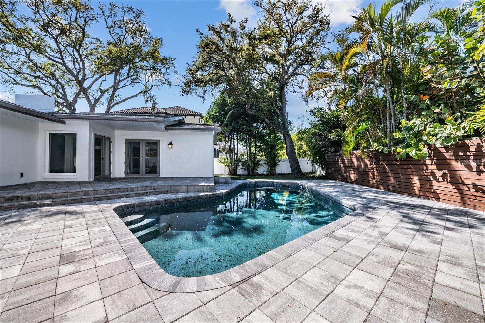 Image 31 of 41 For 5003 Neptune Way