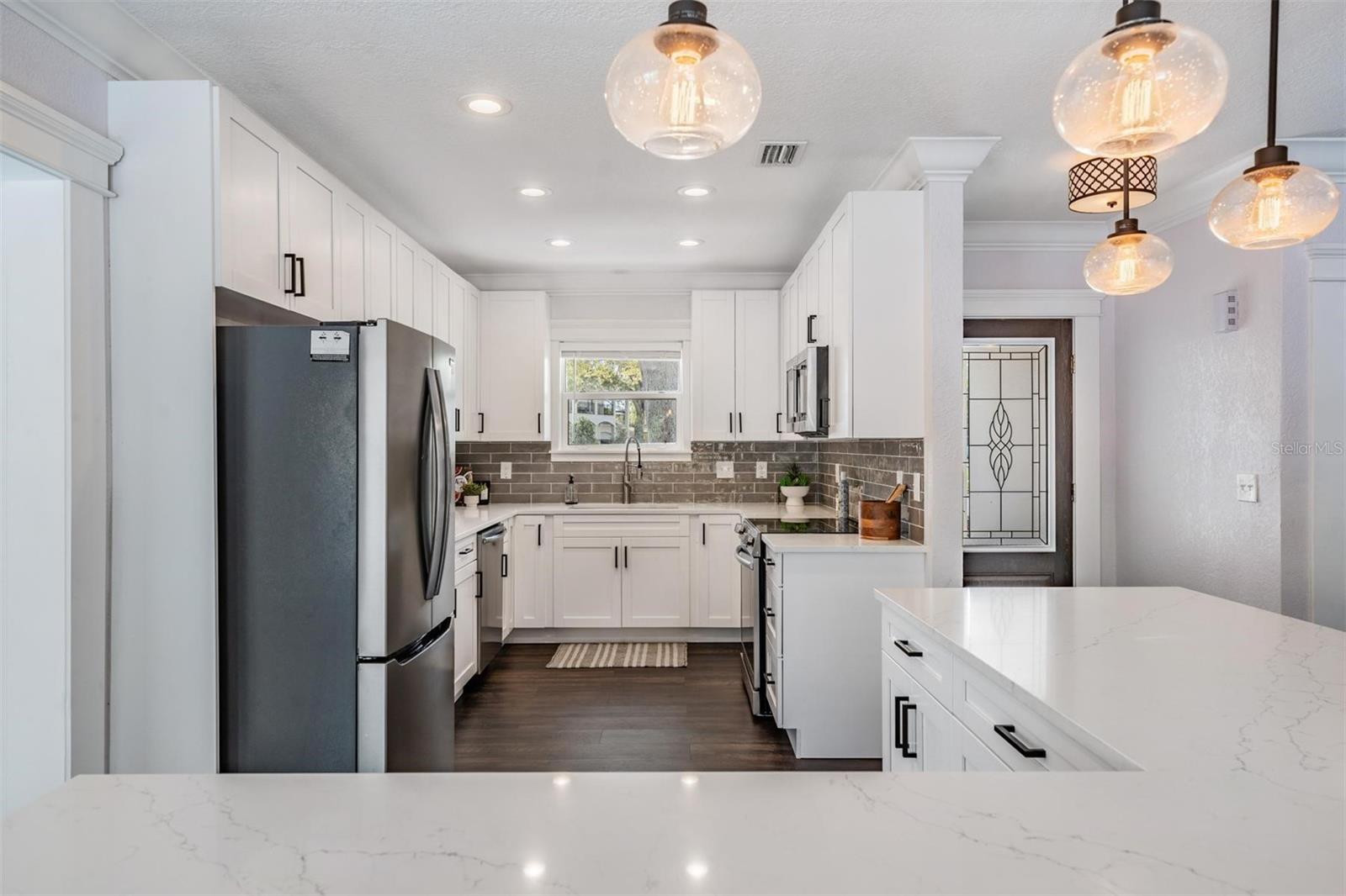 Image 6 of 41 For 5003 Neptune Way