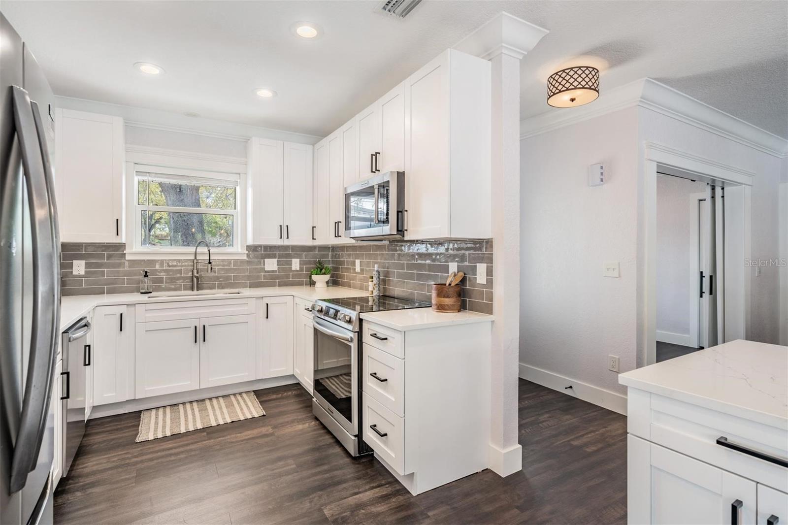 Image 7 of 41 For 5003 Neptune Way