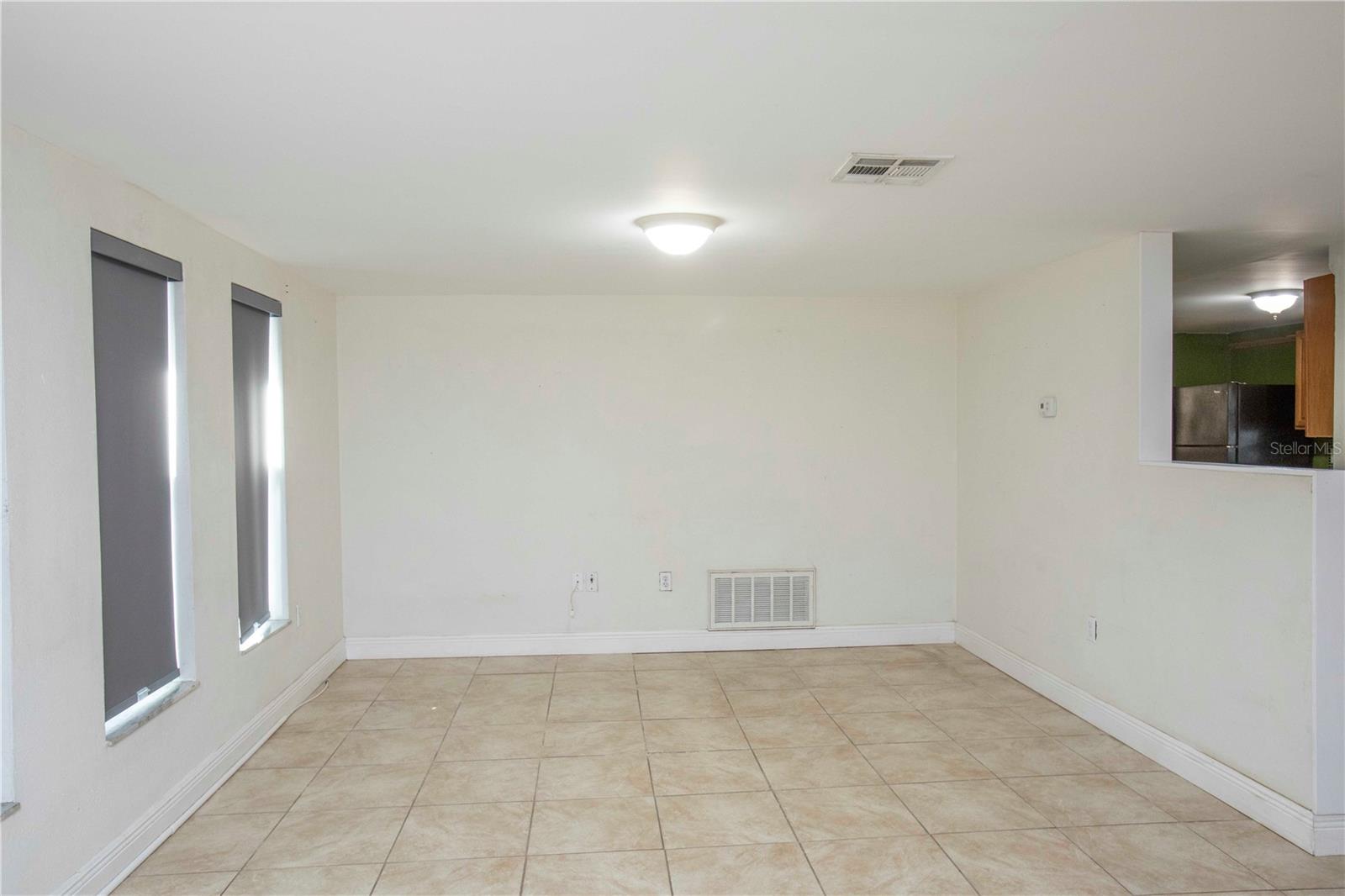 Image 6 of 23 For 11214 Linden Lane