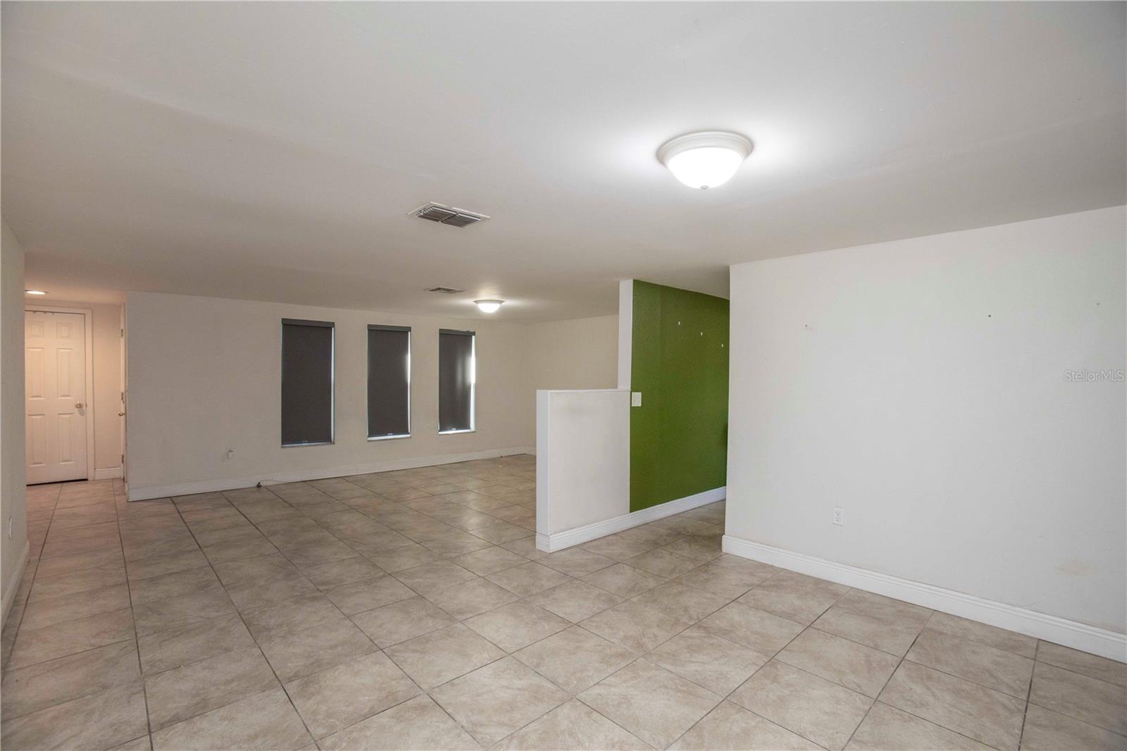 Image 9 of 23 For 11214 Linden Lane