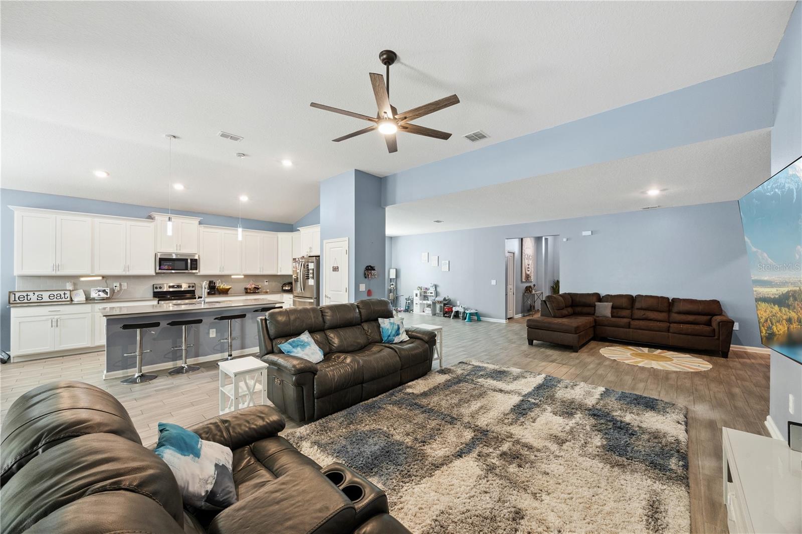 Image 10 of 50 For 6282 Lakepine Street