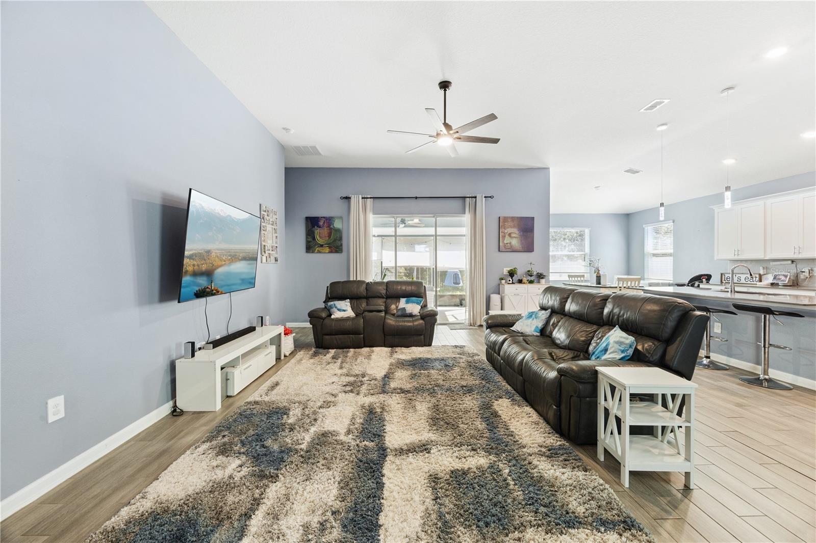 Image 12 of 50 For 6282 Lakepine Street