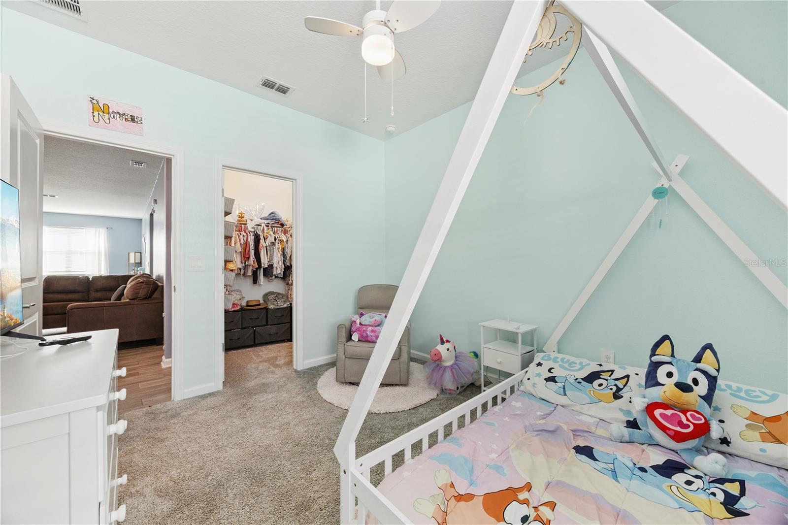 Image 34 of 50 For 6282 Lakepine Street