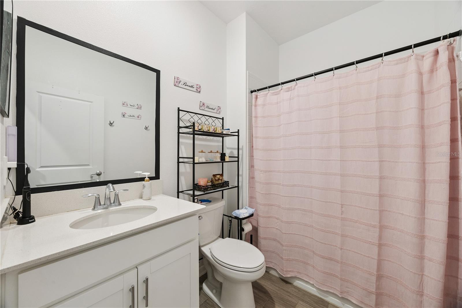 Image 36 of 50 For 6282 Lakepine Street