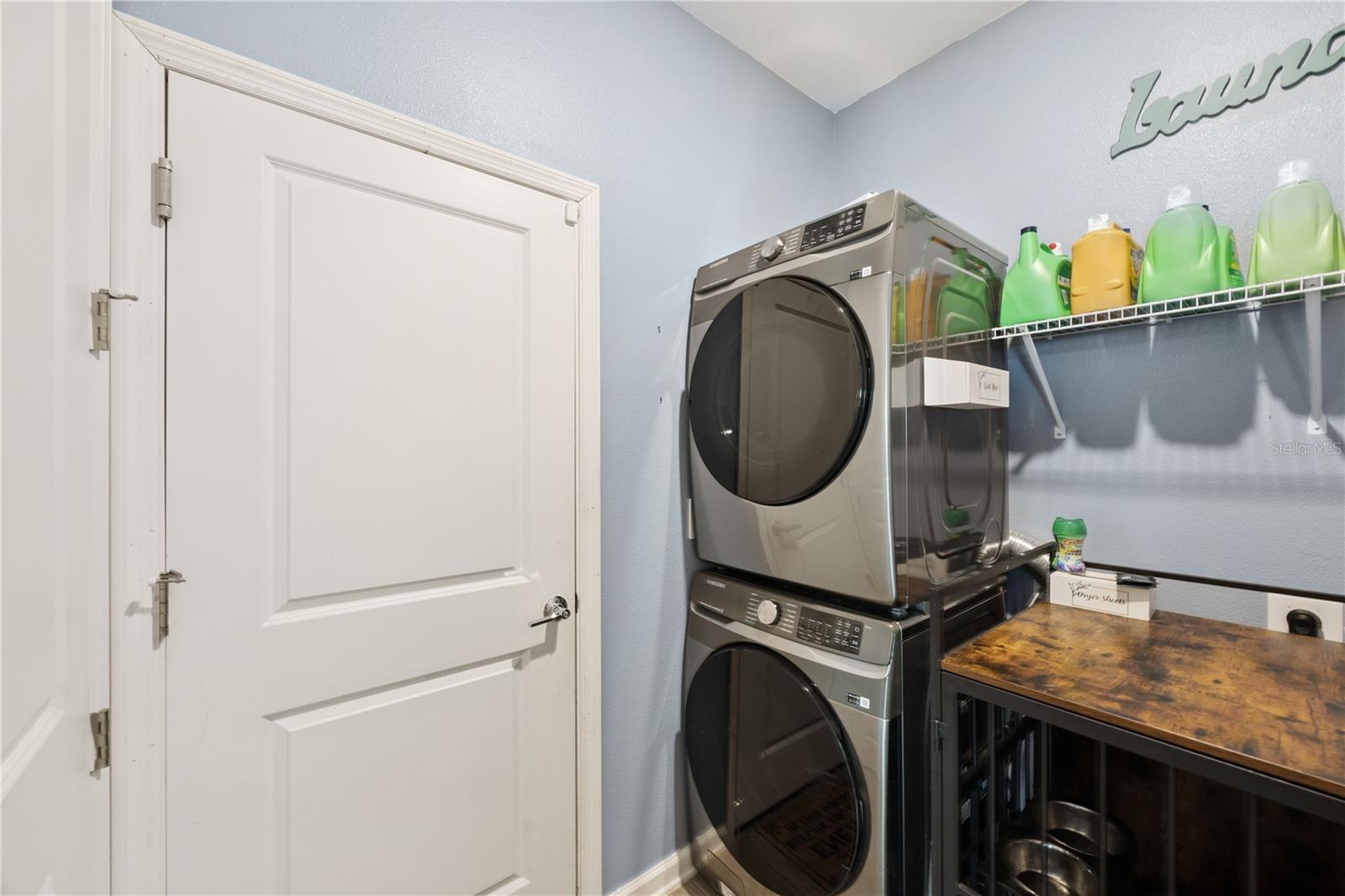 Image 38 of 50 For 6282 Lakepine Street