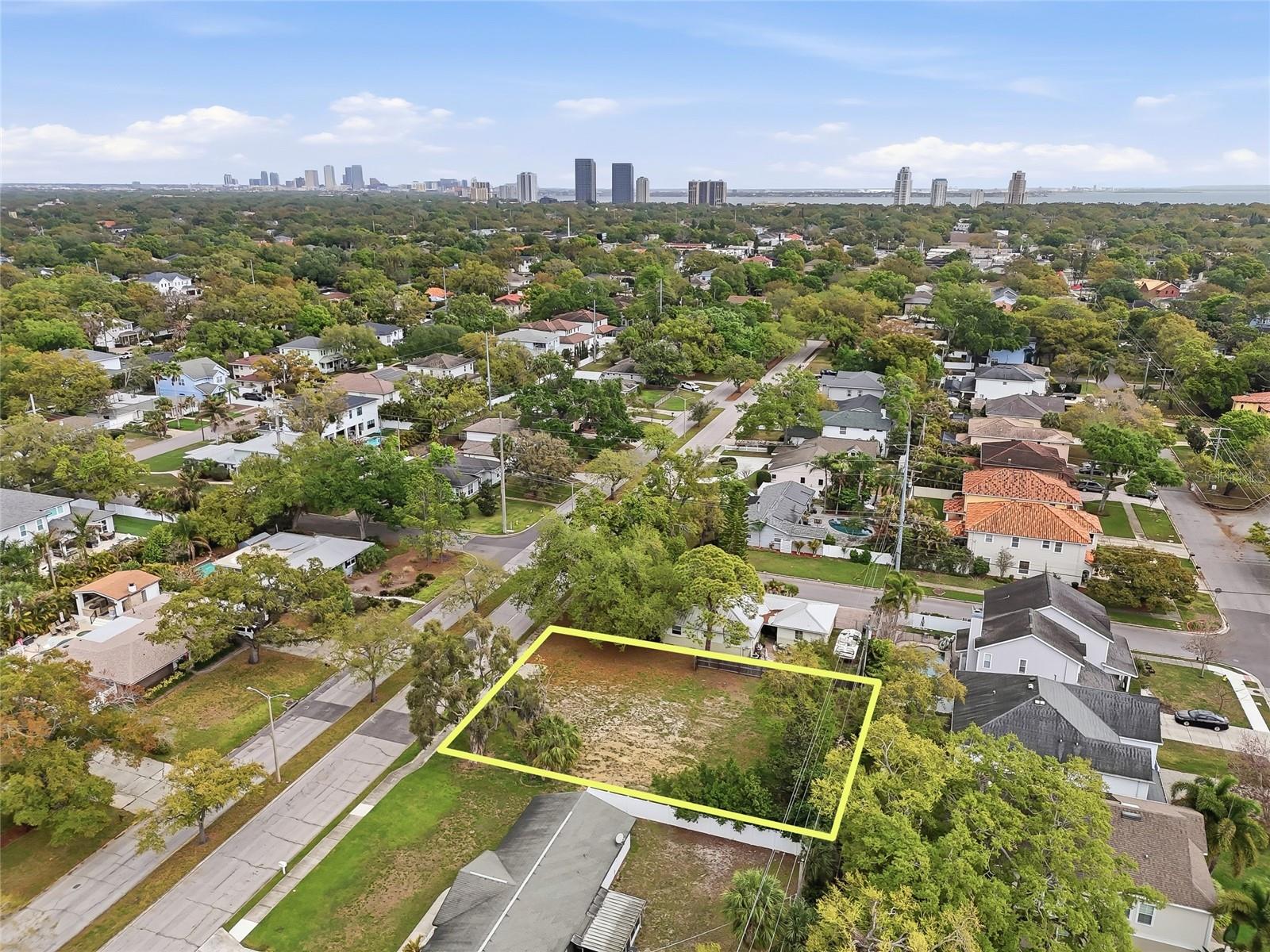 Image 33 of 37 For 4104 El Prado Boulevard