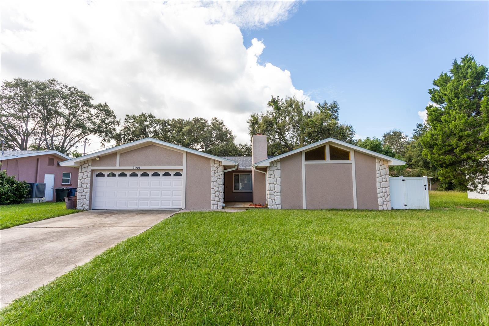 Details for 2021 Valley Drive, DUNEDIN, FL 34698