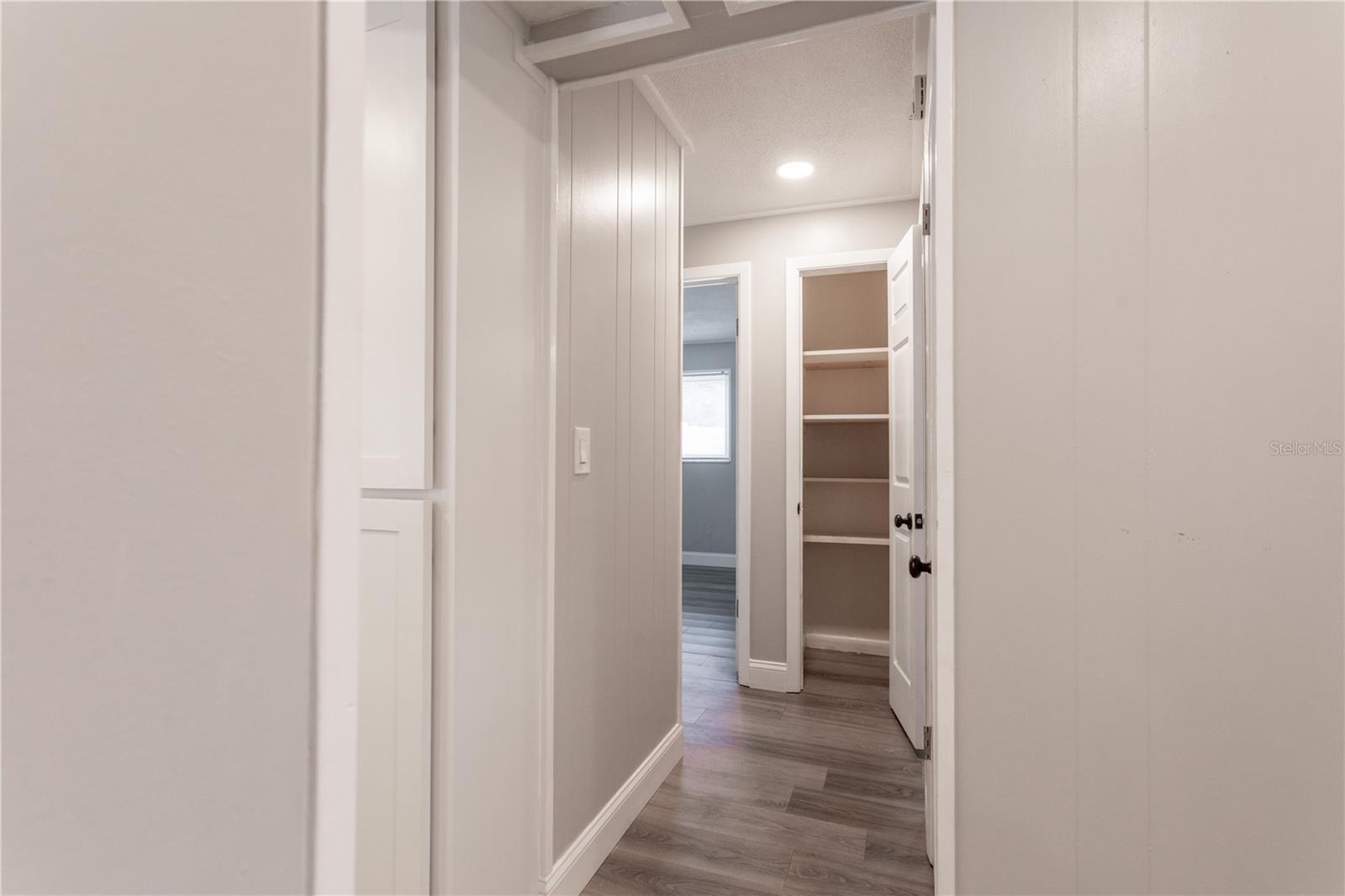 Image 33 of 79 For 2021 Valley Drive