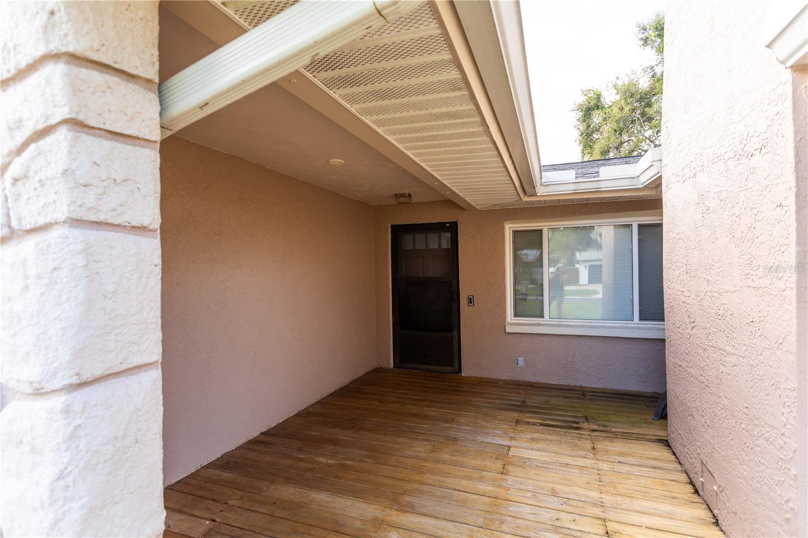 Image 46 of 79 For 2021 Valley Drive