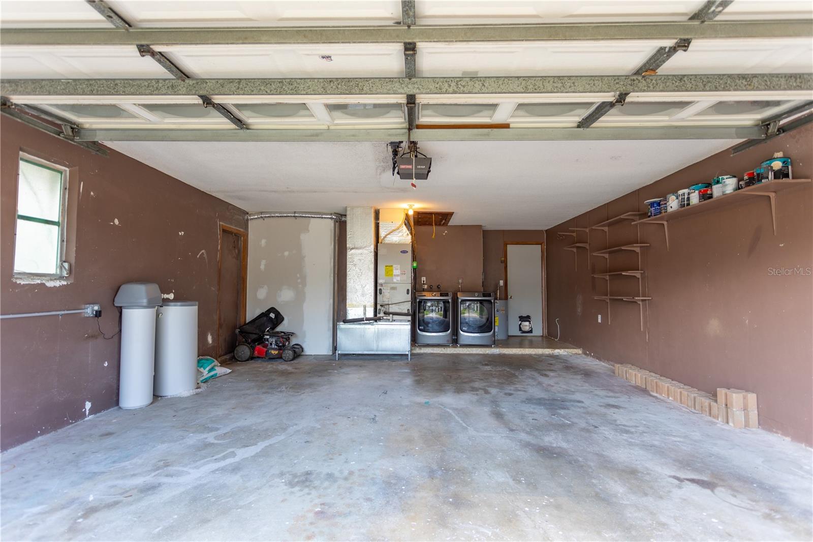 Image 49 of 79 For 2021 Valley Drive