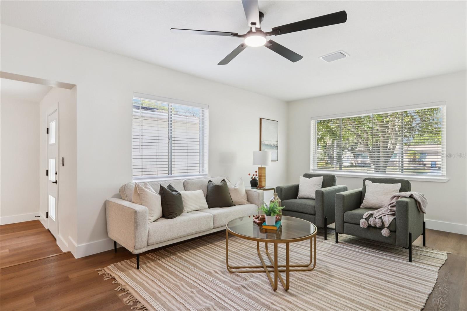 Image 12 of 73 For 5010 8th Ave N