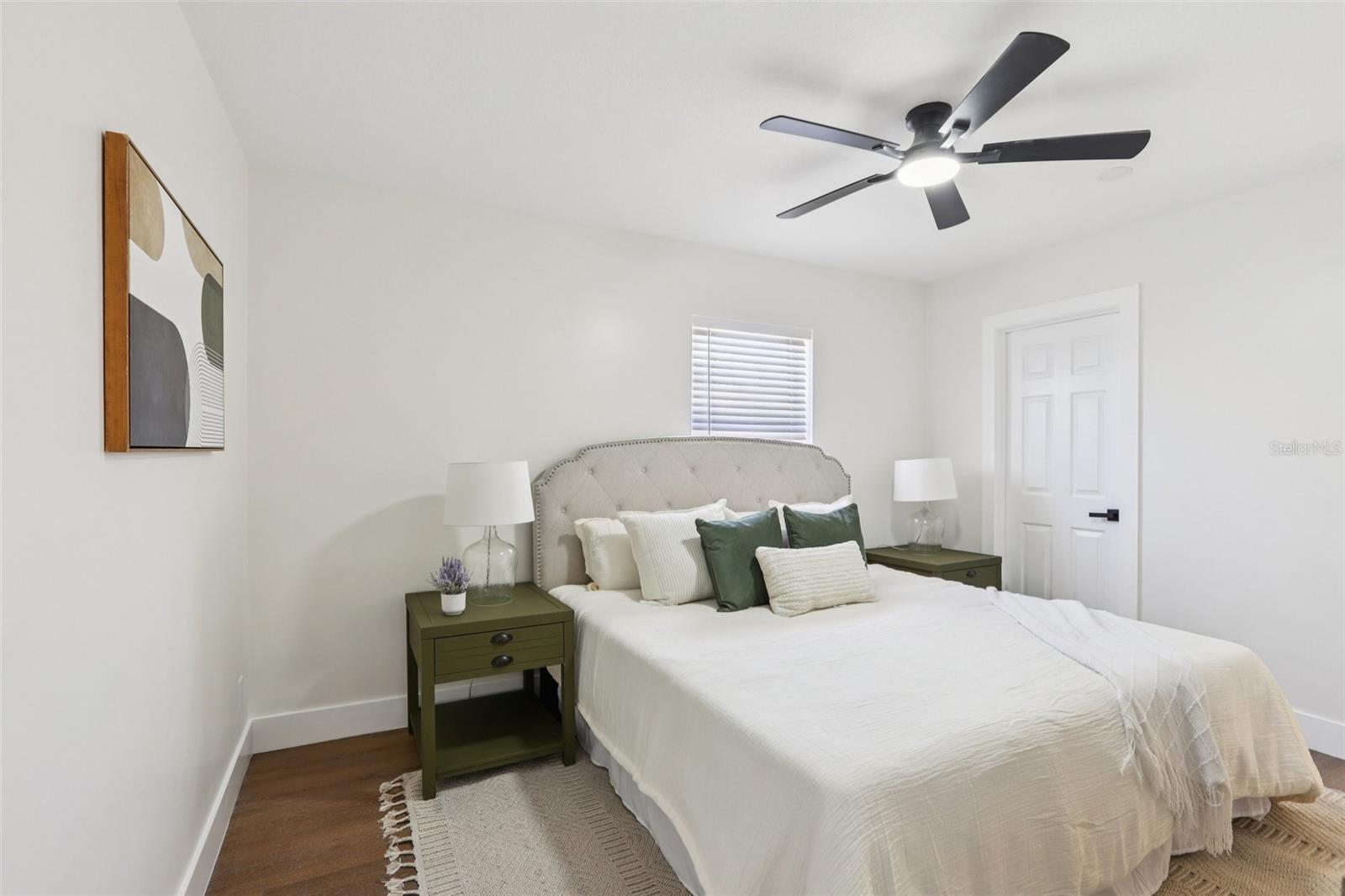 Image 28 of 73 For 5010 8th Ave N