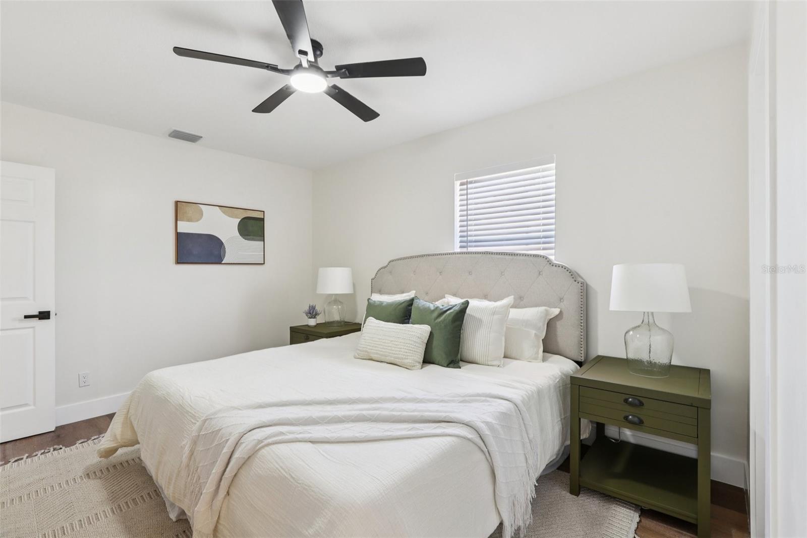 Image 30 of 73 For 5010 8th Ave N