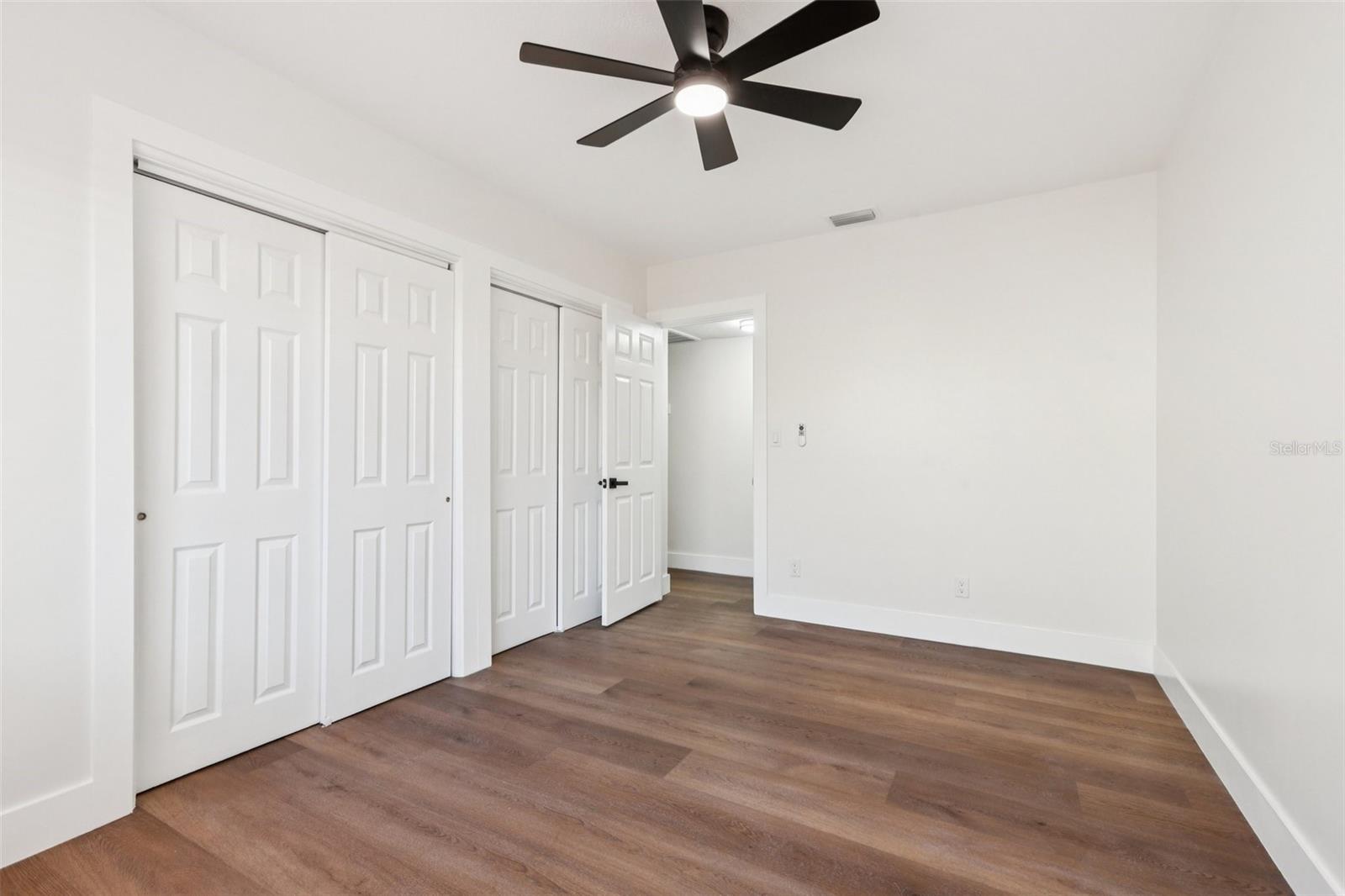 Image 35 of 73 For 5010 8th Ave N