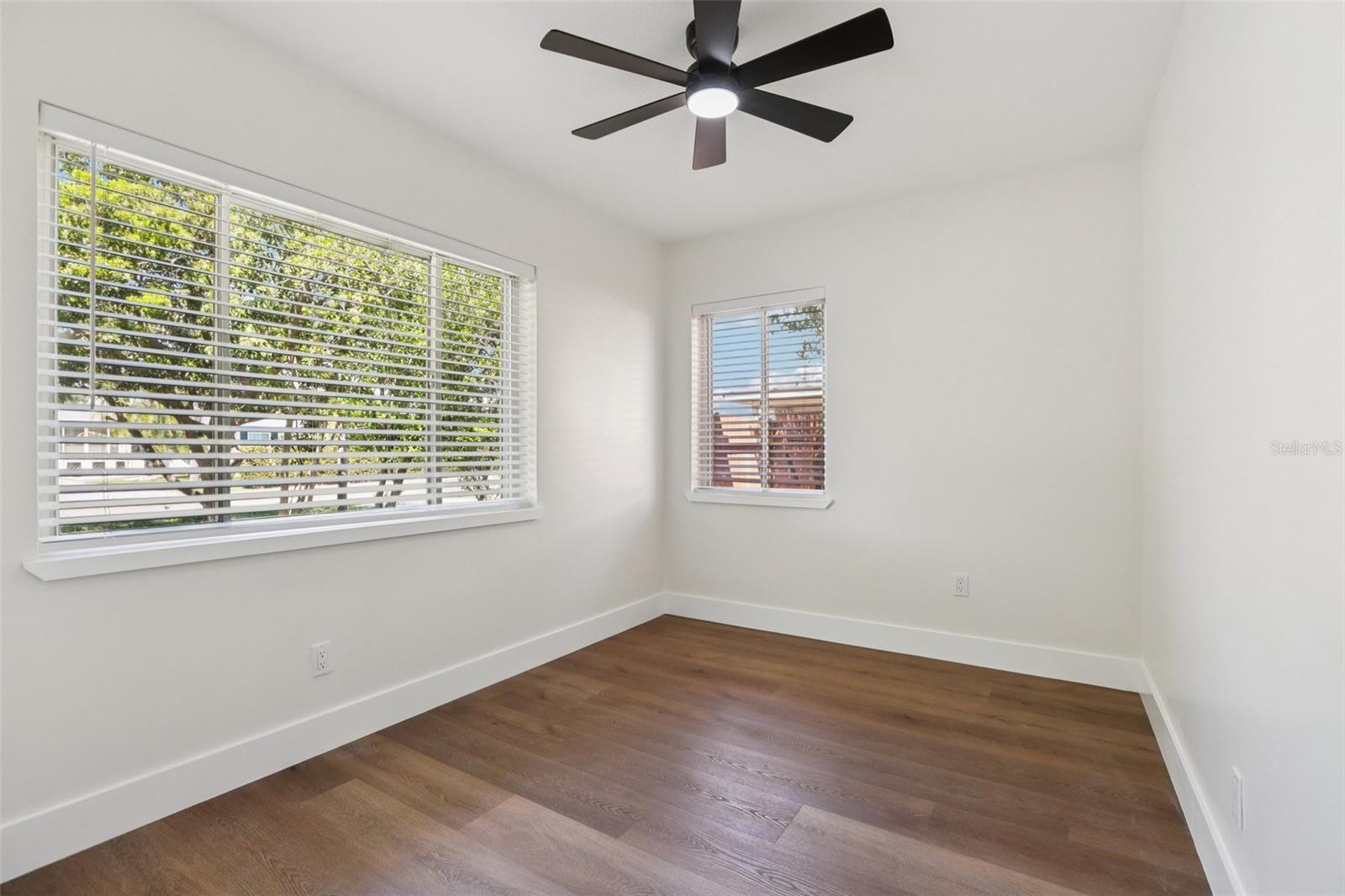 Image 36 of 73 For 5010 8th Ave N