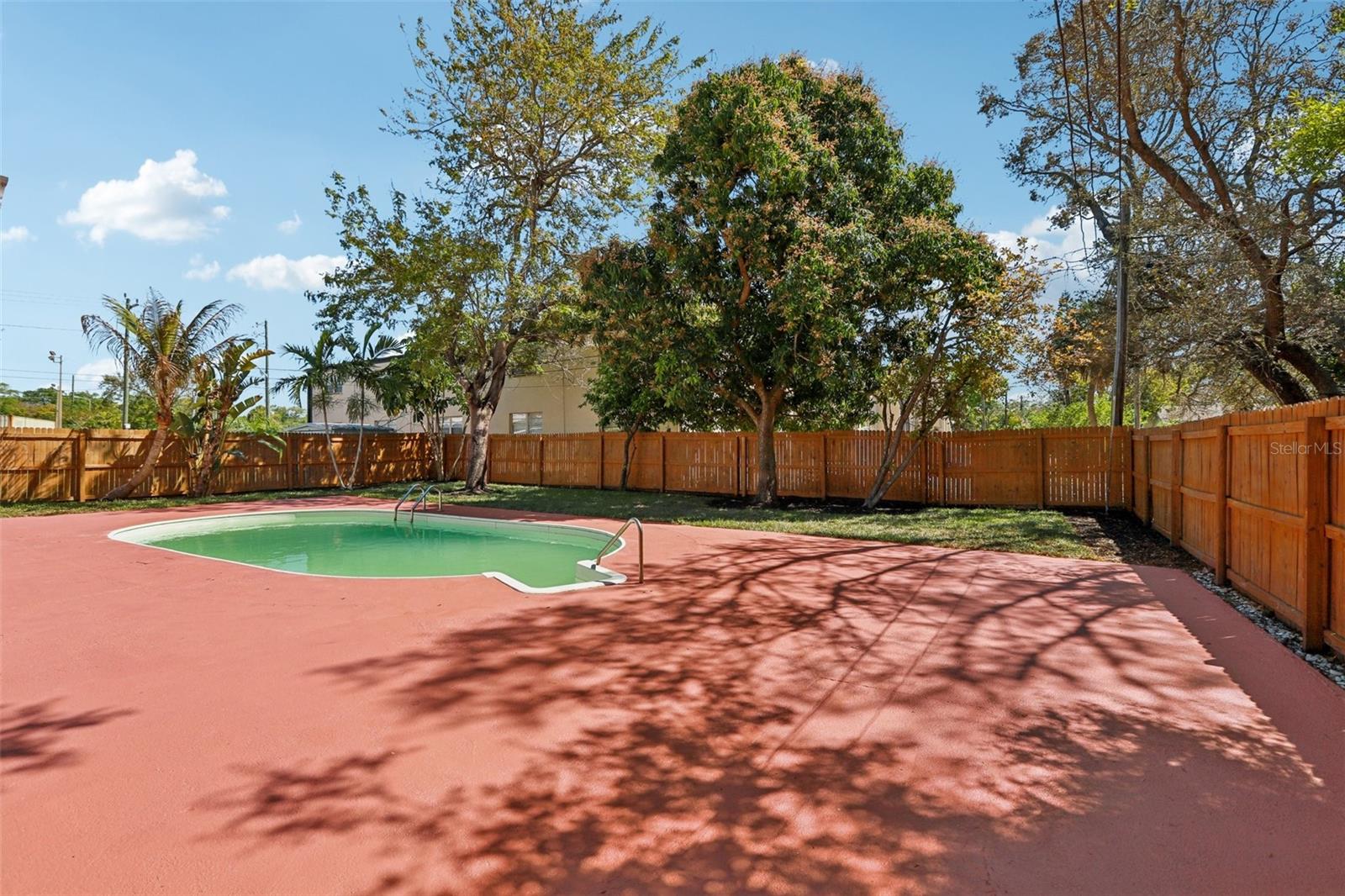 Image 44 of 73 For 5010 8th Ave N