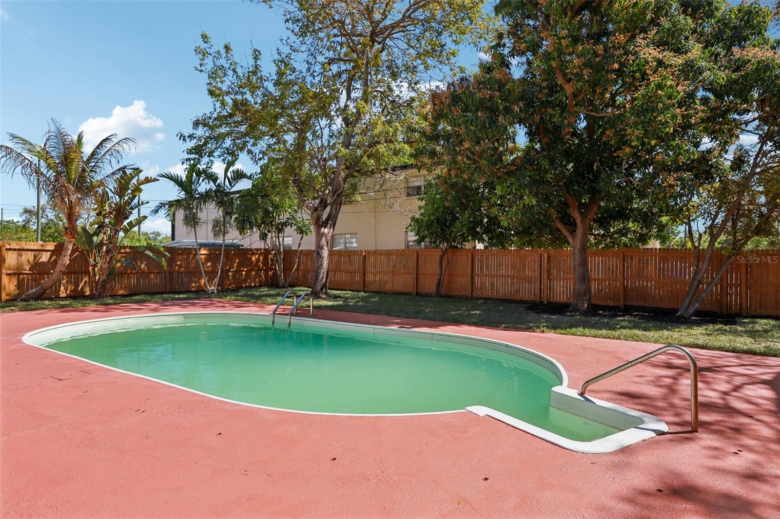 Image 47 of 73 For 5010 8th Ave N