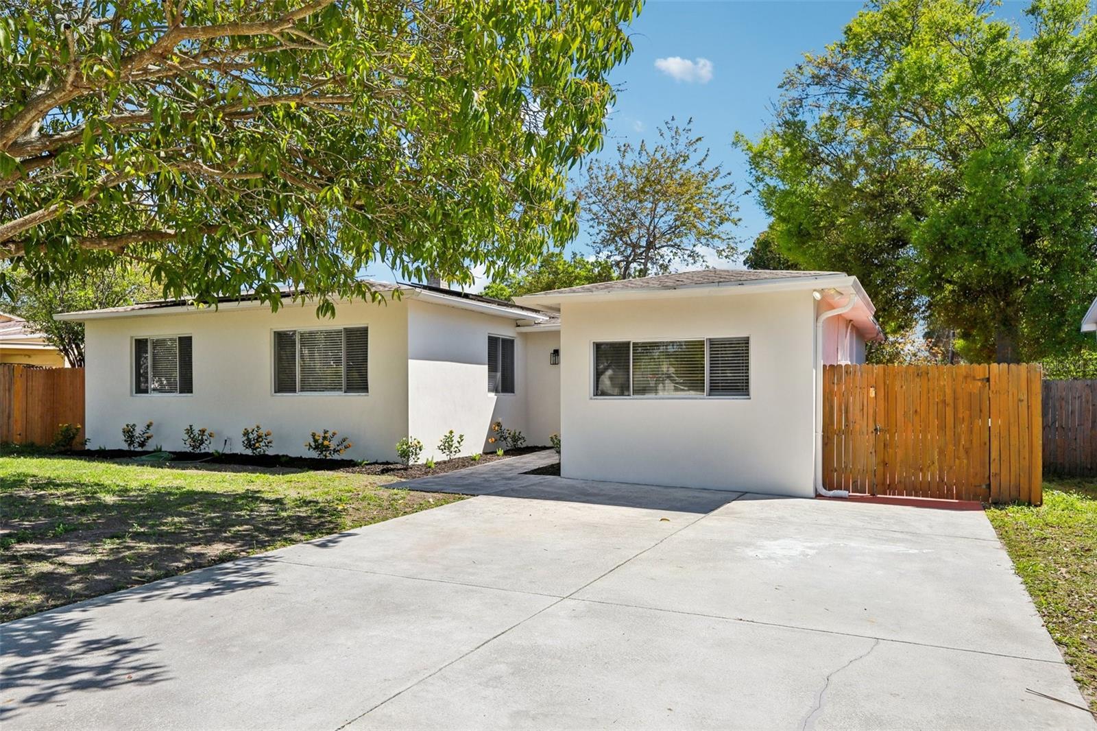 Image 5 of 73 For 5010 8th Ave N