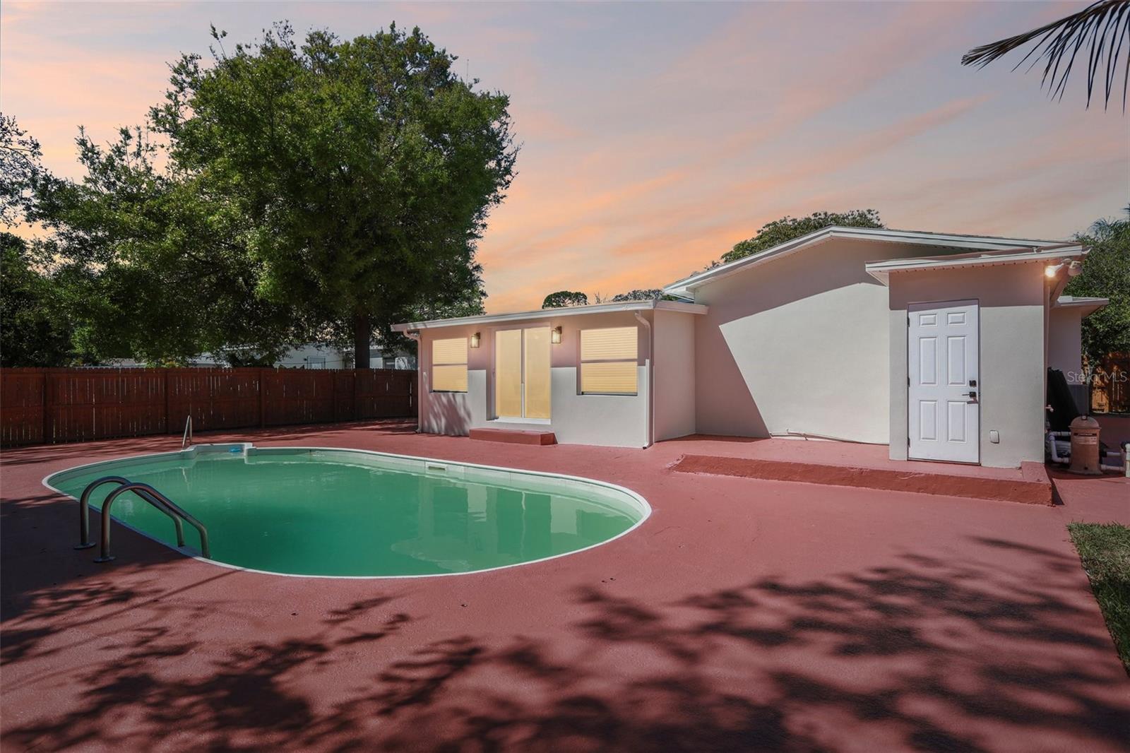 Image 66 of 73 For 5010 8th Ave N