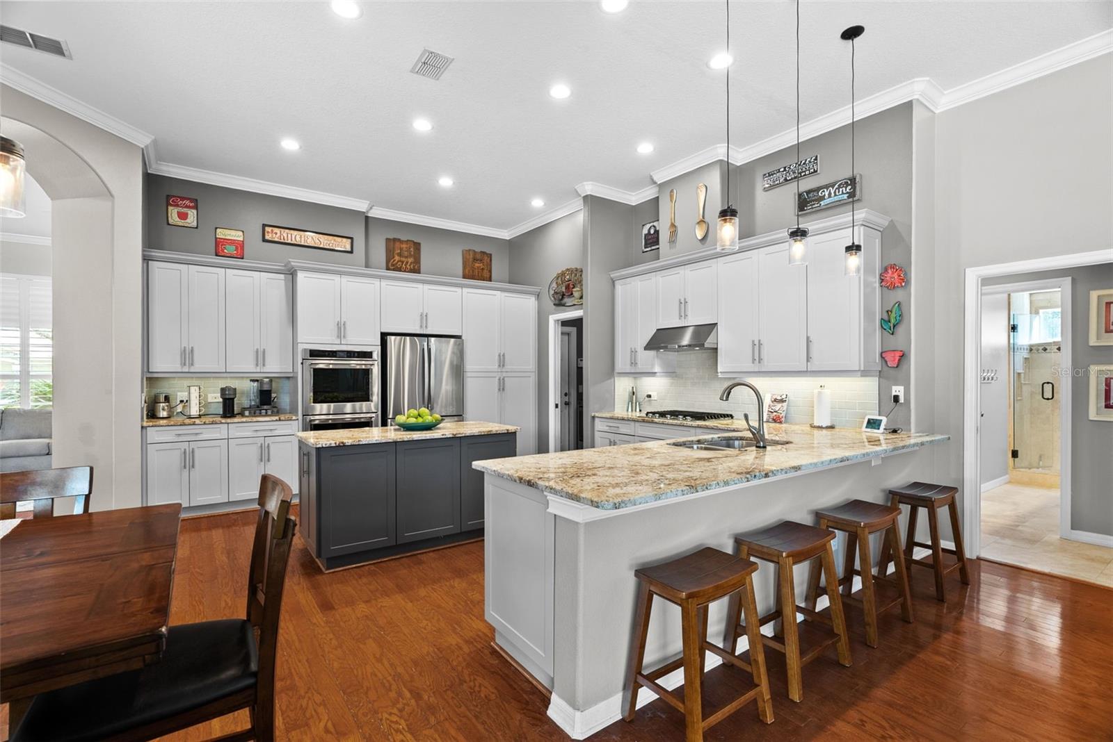 Image 13 of 94 For 21300 Sky Vista Drive