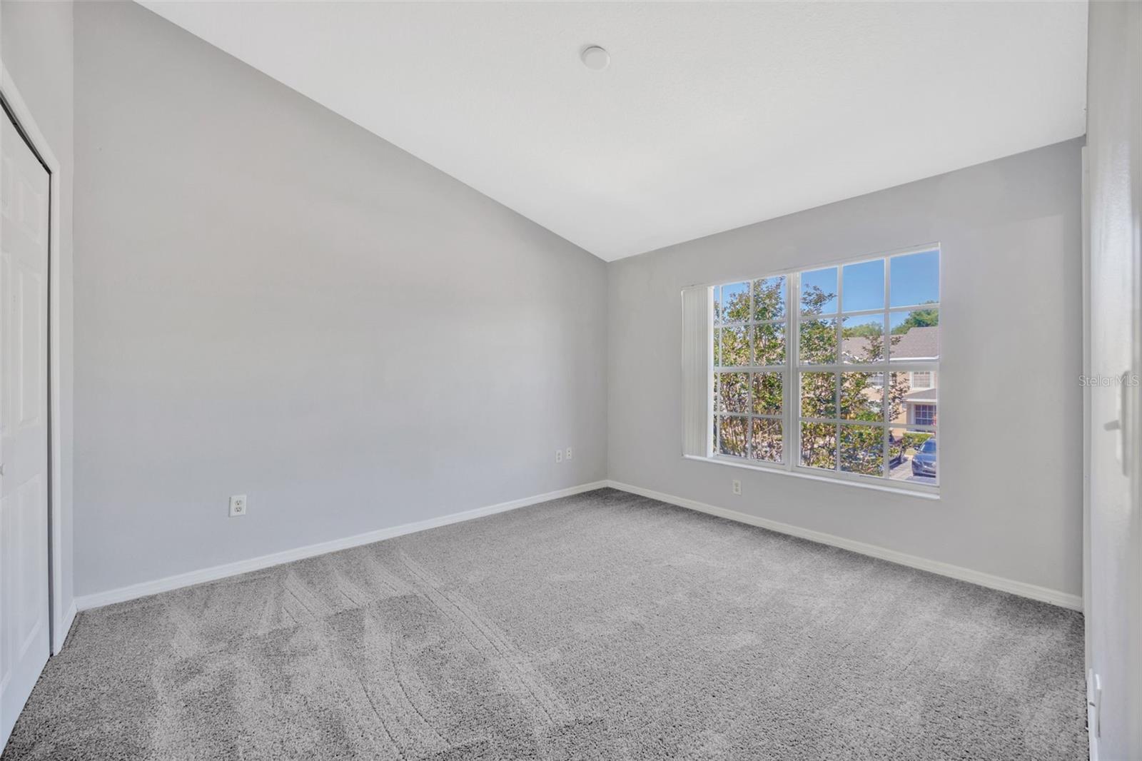 Image 14 of 22 For 6106 Olivedale Drive