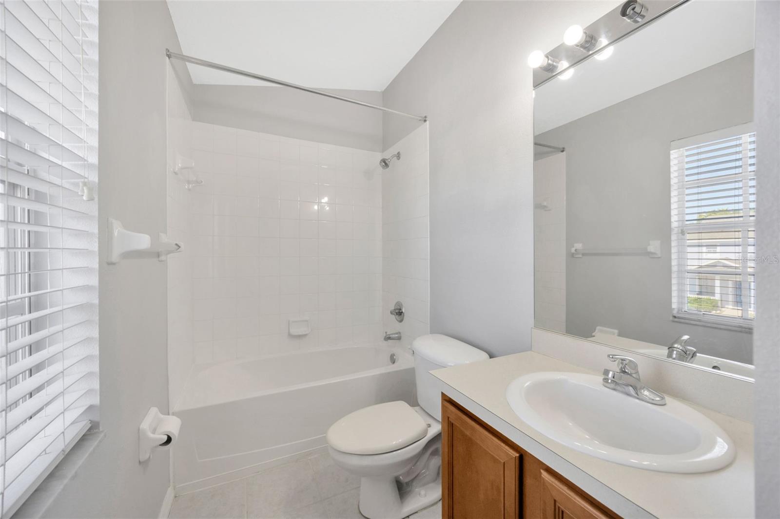 Image 16 of 22 For 6106 Olivedale Drive