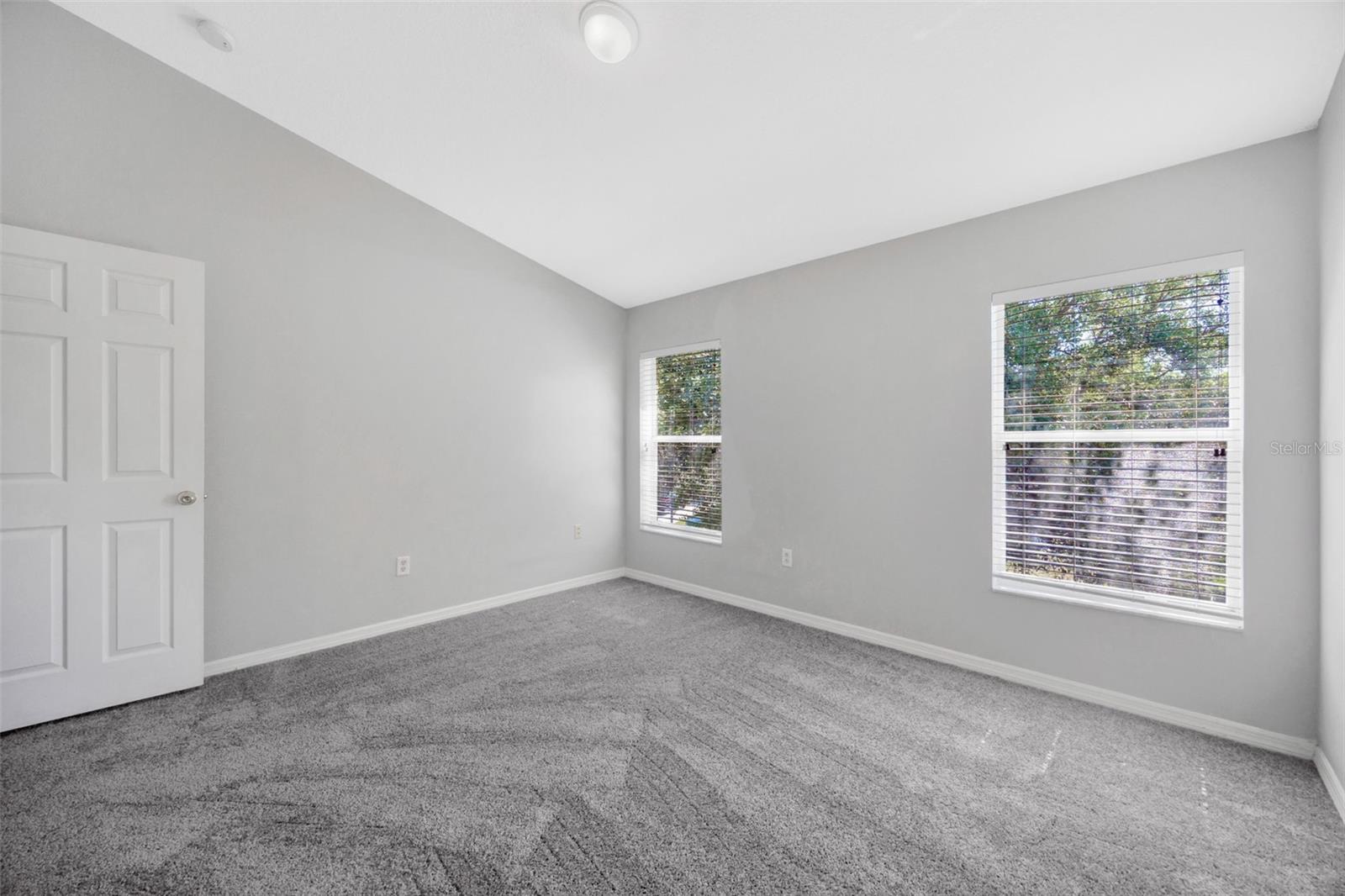 Image 17 of 22 For 6106 Olivedale Drive