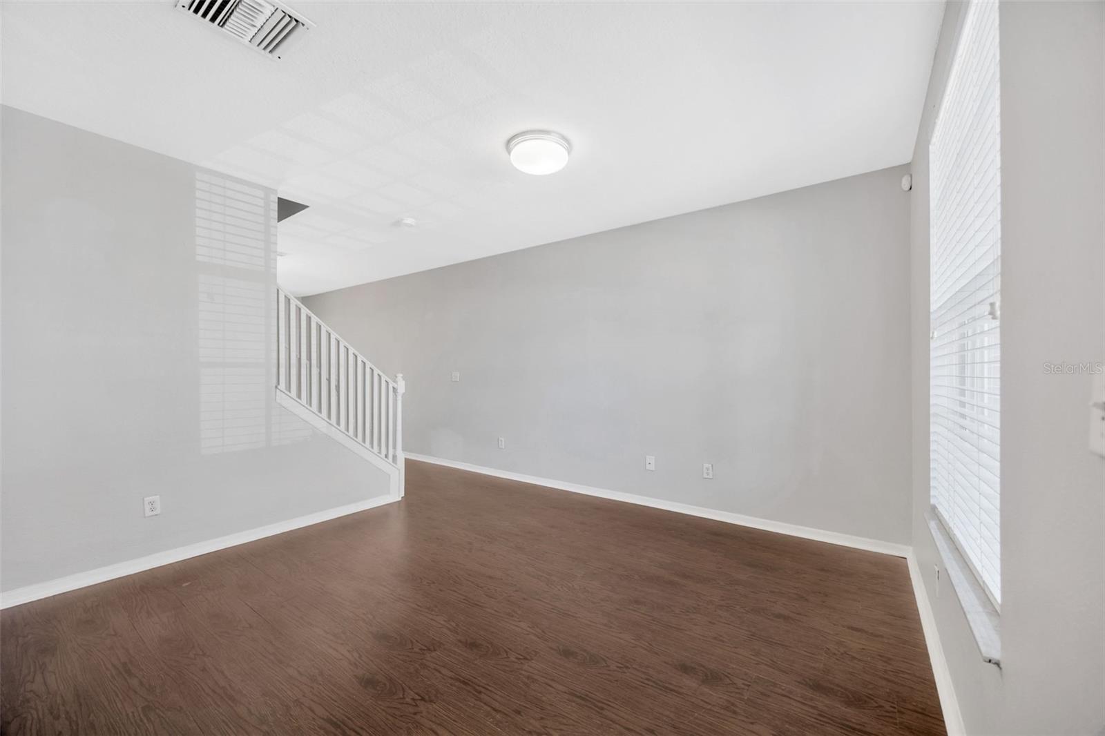 Image 4 of 22 For 6106 Olivedale Drive