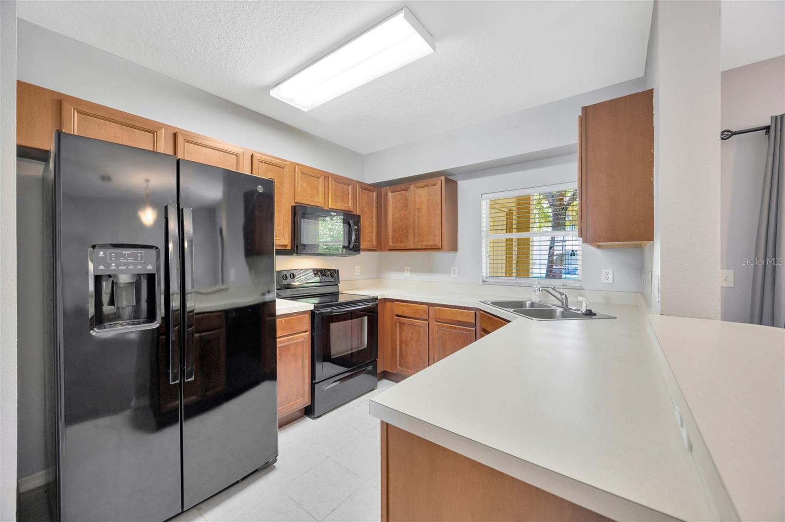 Image 7 of 22 For 6106 Olivedale Drive