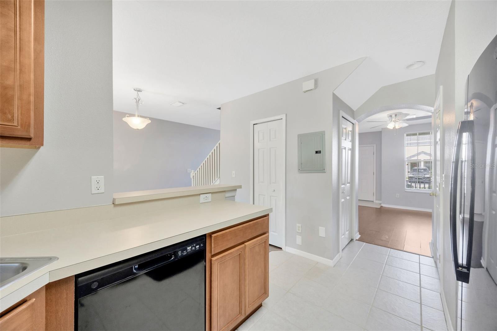 Image 8 of 22 For 6106 Olivedale Drive