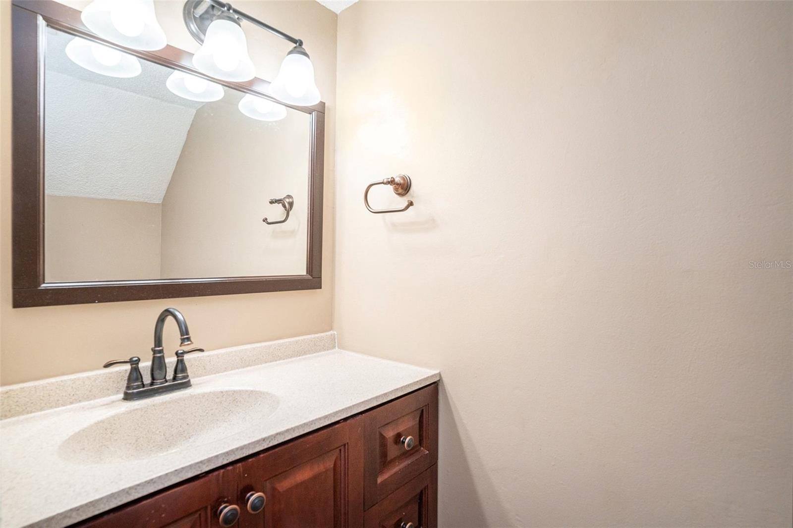 Image 16 of 34 For 14112 Winslow Place