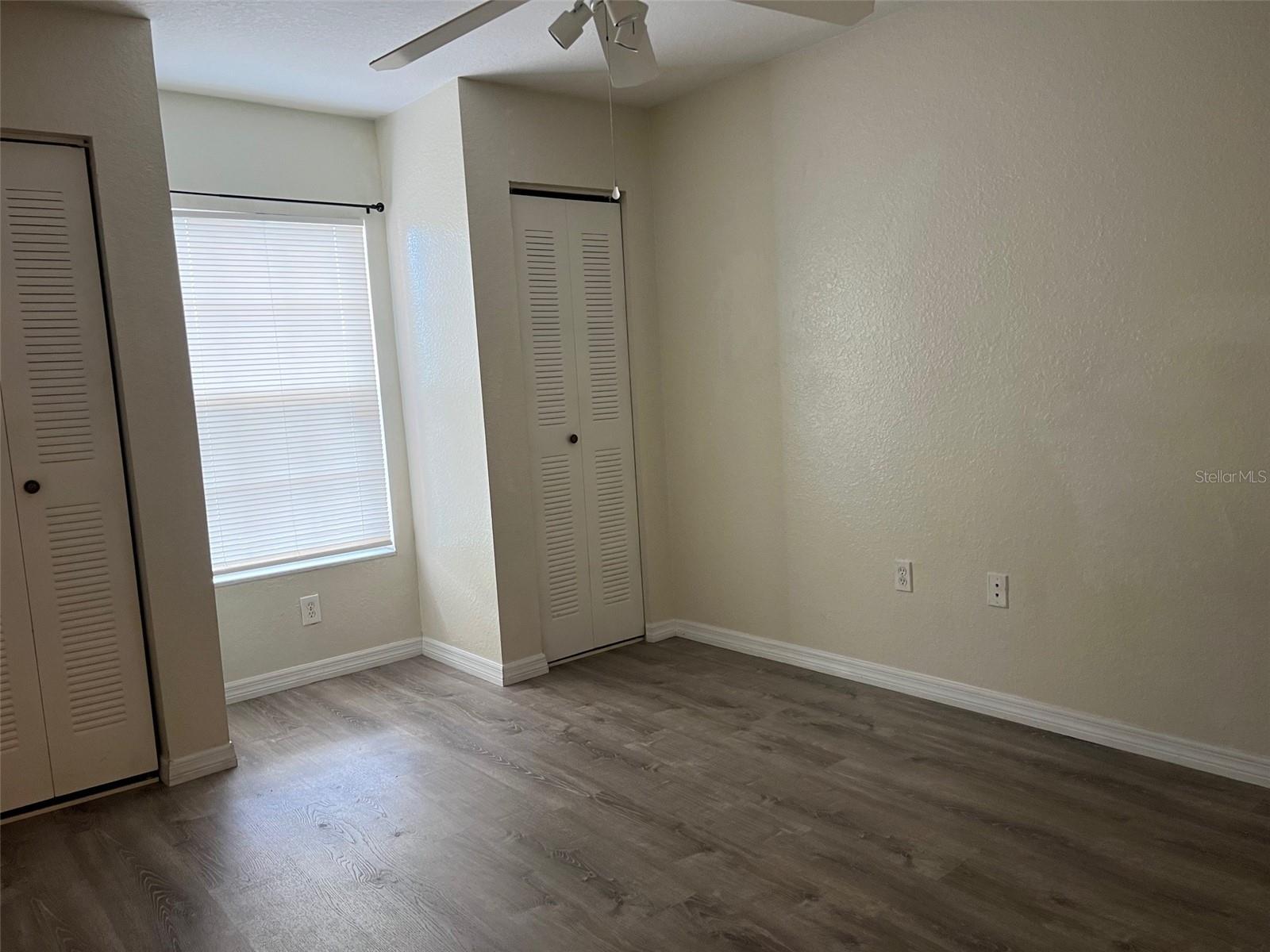 Listing photo id 16 for 9846 Lake Chase Island Way