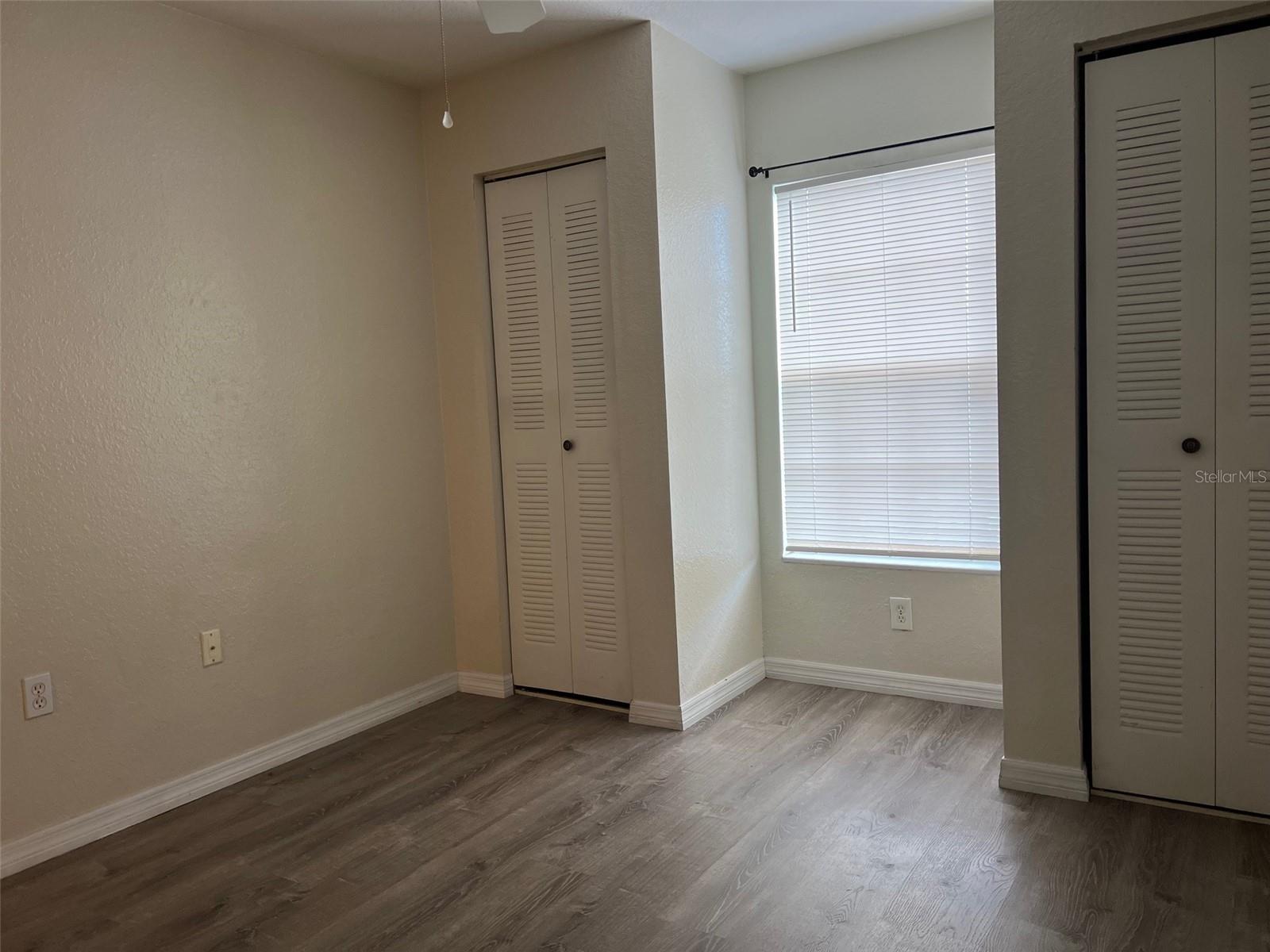 Listing photo id 17 for 9846 Lake Chase Island Way