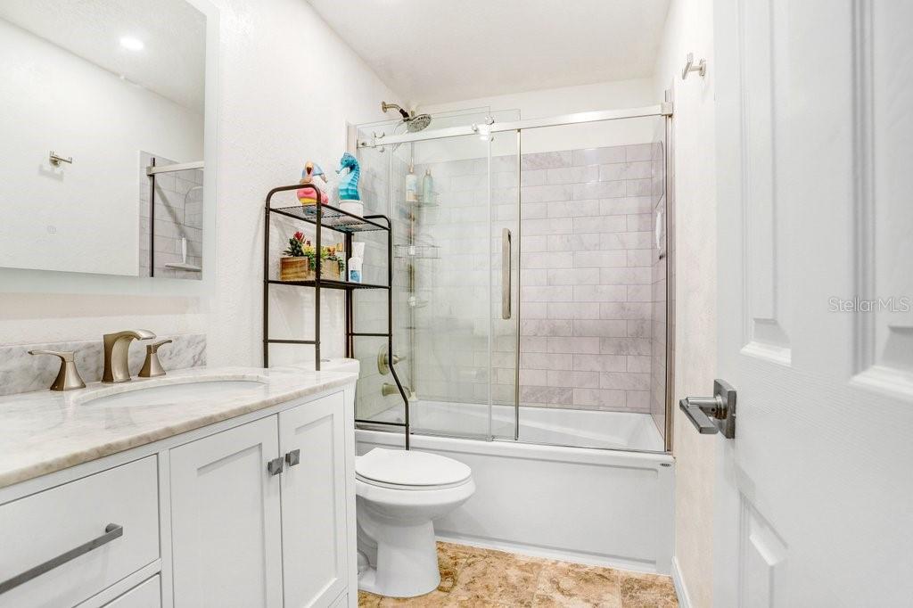 Image 11 of 52 For 5012 Starfish Drive Se B