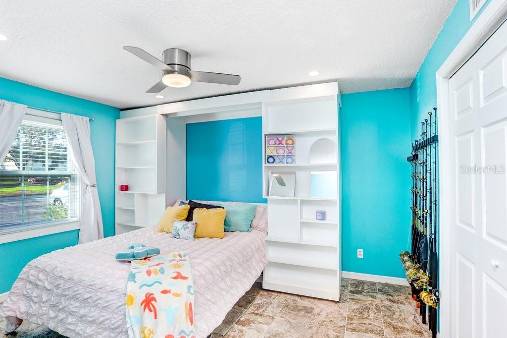 Image 13 of 52 For 5012 Starfish Drive Se B