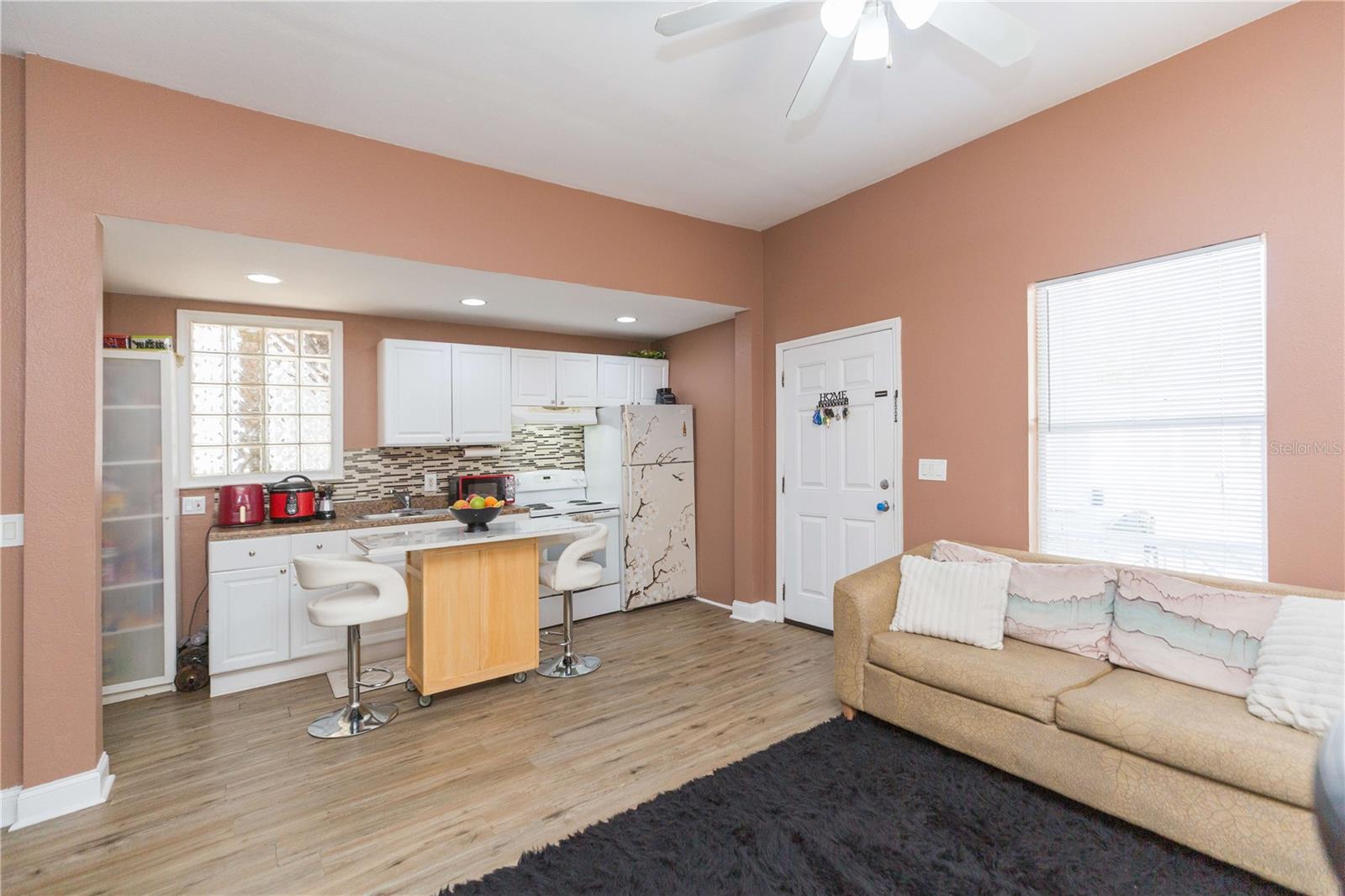 Image 3 of 36 For 2322 Cherry Street