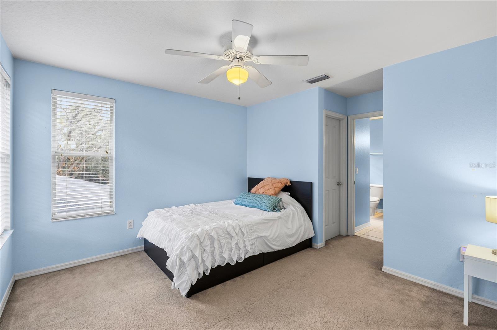 Image 37 of 62 For 5919 Jaegerglen Drive